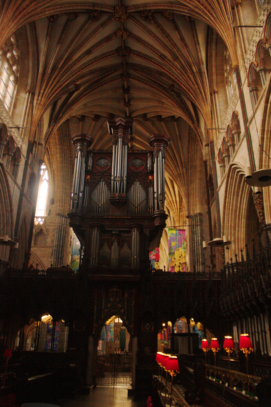 exeter organ.jpg